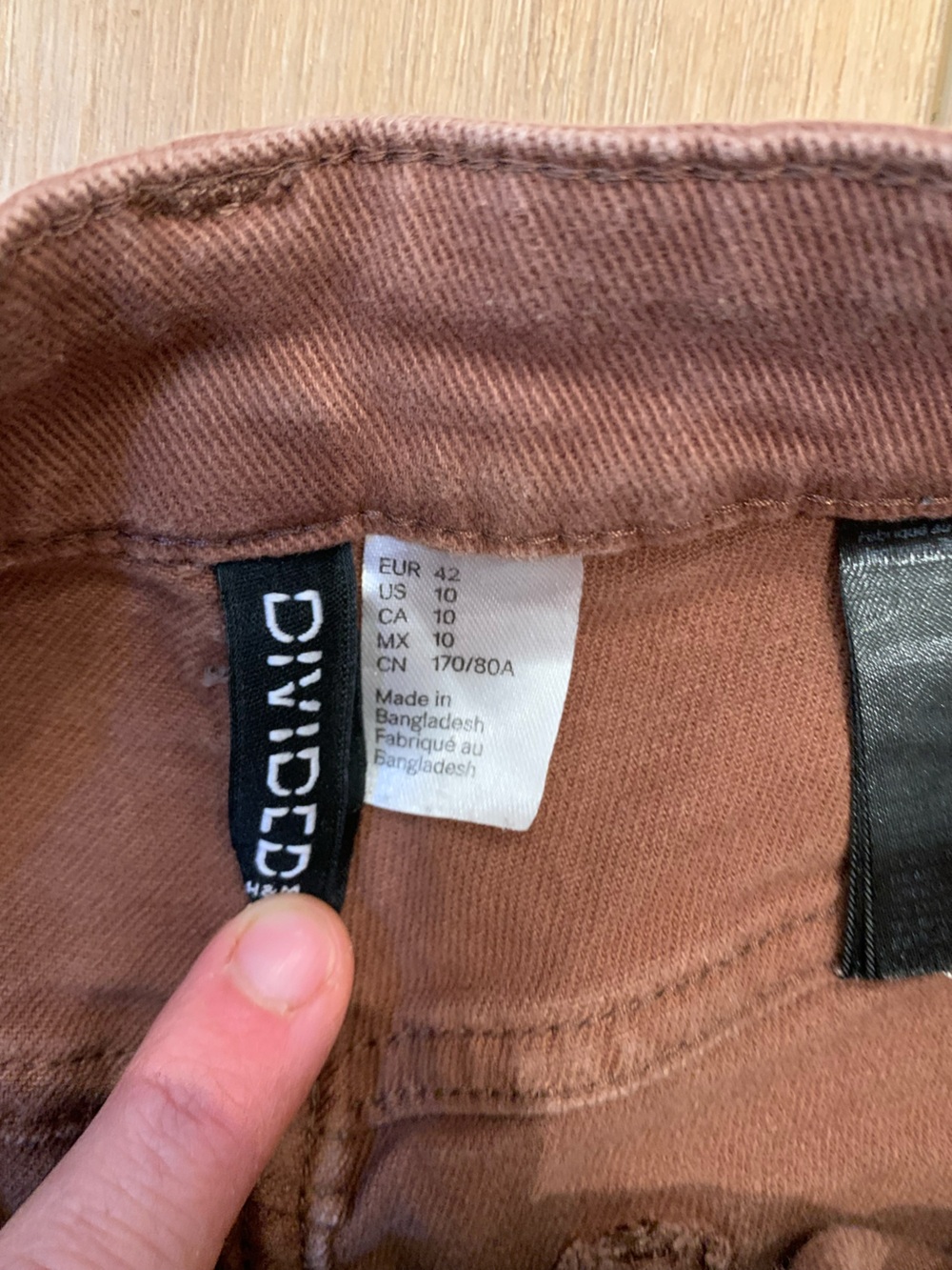 H&M Divided Rust-Brown Straight Pants - Picture 4 of 4